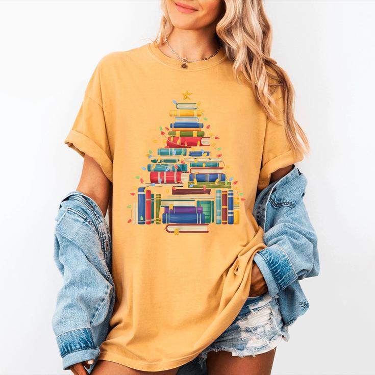 Christmas Tree Made Of Books Librarian Reader Holiday Women's Comfort Colors T-Shirt