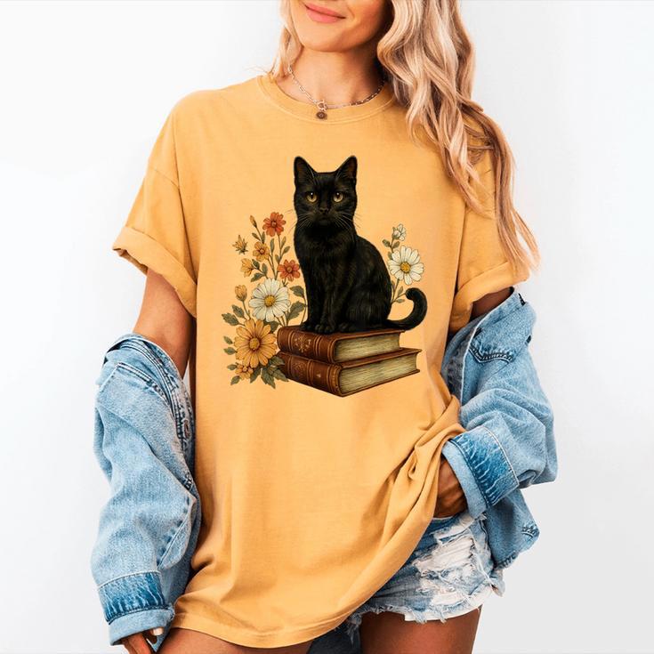 Cute Cat Book Flowers Women's Comfort Colors T-Shirt