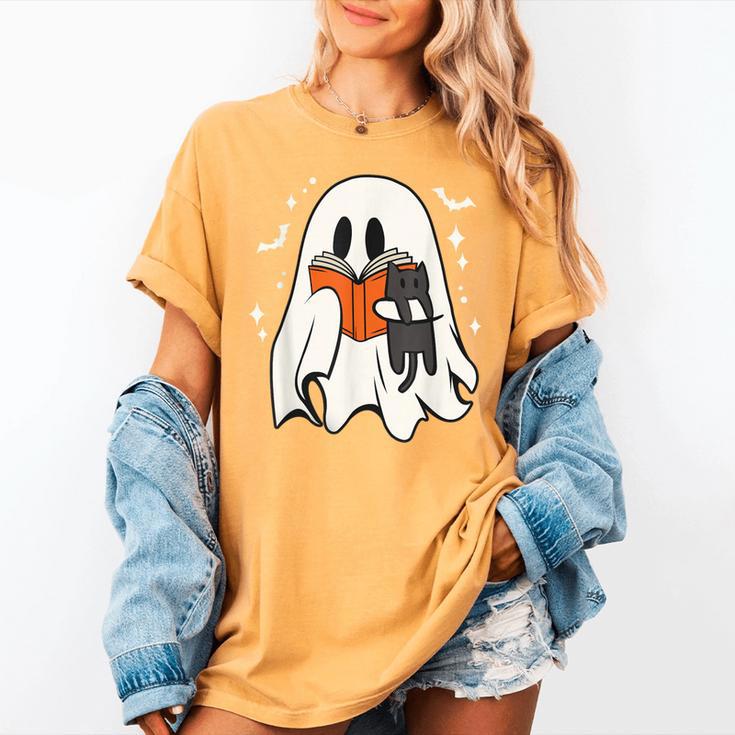 Cute Ghost Reading Book Spooky Season Halloween Costume Kids Women's Comfort Colors T-Shirt