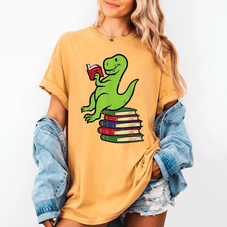 Dino Reading Read Reading Librarian Book Men Boys Kids Women's Comfort Colors T-Shirt