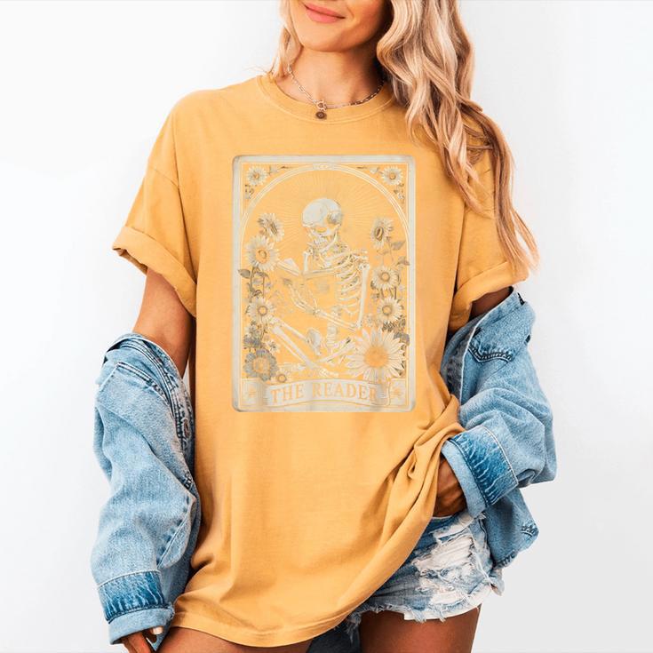 Floral The Reader Tarot Card Skeleton Reading Book Women's Comfort Colors T-Shirt
