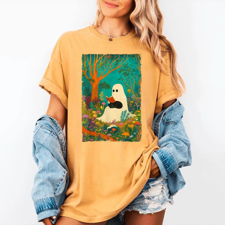 Groovy Ghost Reading Book Cat Halloween Ghost Teacher Women's Comfort Colors T-Shirt