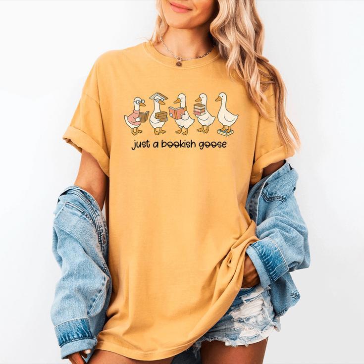 Just a Bookish Goose Cute Reading Geese For Book Fanatics Women's Comfort Colors T-Shirt
