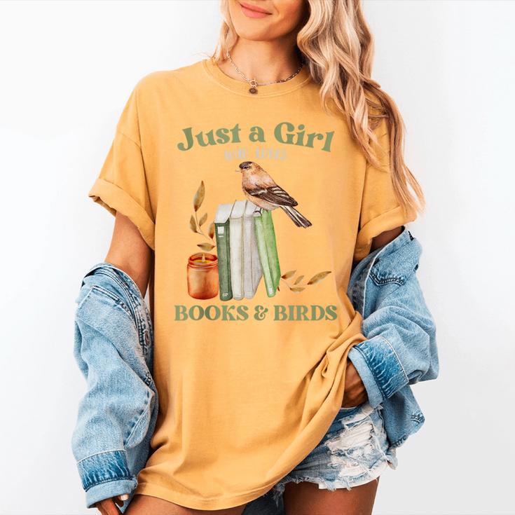 Just a Girl Who Loves Books And Birds Book Reading Bird Love Women's Comfort Colors T-Shirt