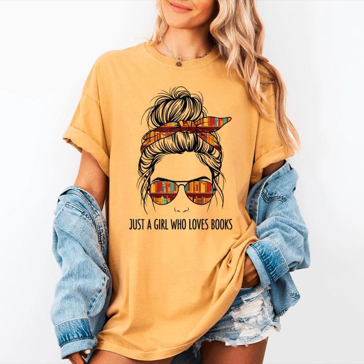 Just a Girl Who Loves Books Pajamas Shirt Reading Book Lover Women's Comfort Colors T-Shirt