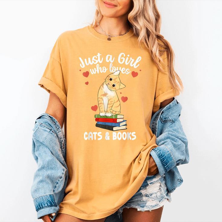 Just a Girl Who Loves Cats And Books Reading Cat & Bookworm Women's Comfort Colors T-Shirt