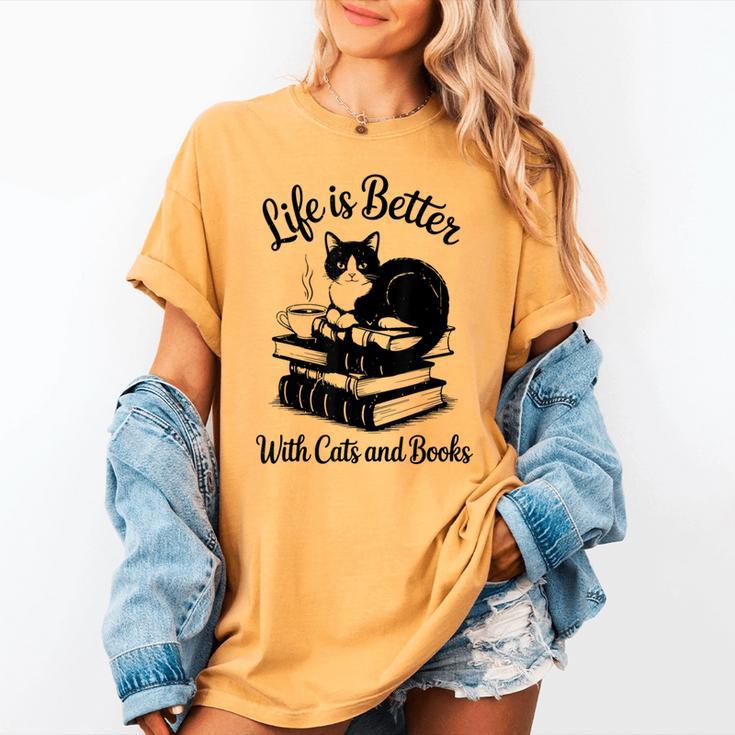 Life Is Better With Cats & Books Tuxedo Cat Mom Women Women's Comfort Colors T-Shirt