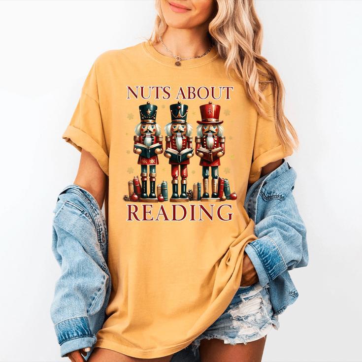 Nuts About Reading Nutcracker Reading Book Lover Christmas Women's Comfort Colors T-Shirt