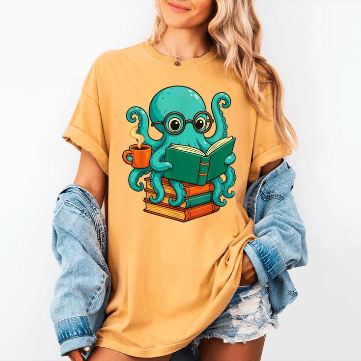 Octopus Reading Book Reading Bookworm Reader Women's Comfort Colors T-Shirt