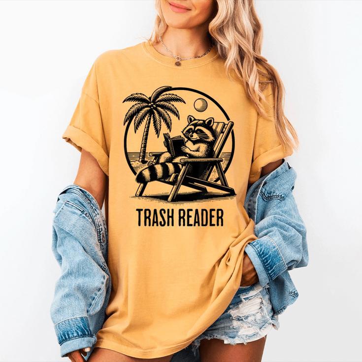 Raccoon Reading Books Summer Humor Trash Reader Women's Comfort Colors T-Shirt