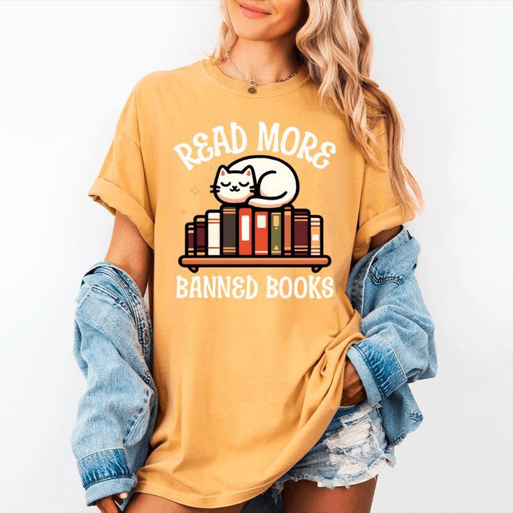 Read More Banned Books Reader Cat Lover Librarian Freedom Women's Comfort Colors T-Shirt