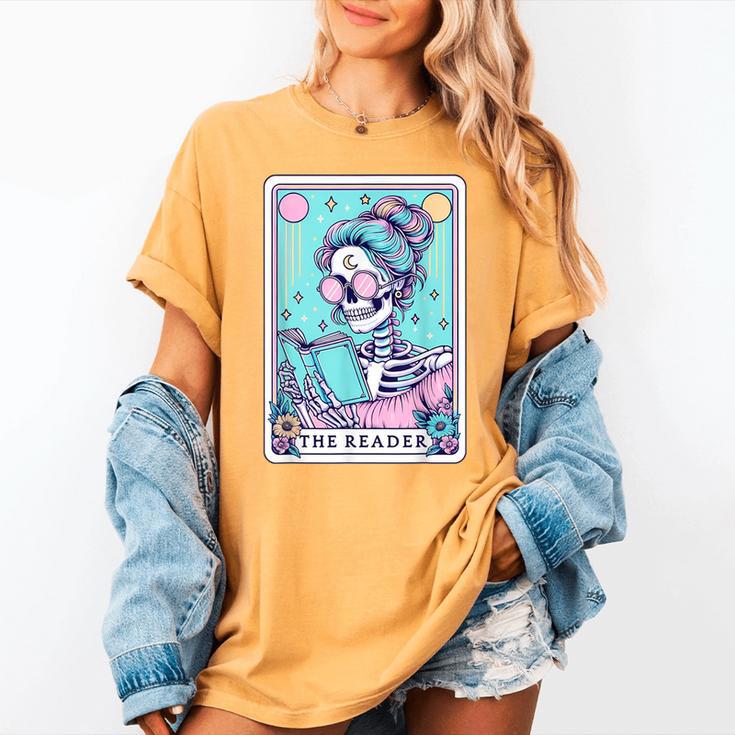 The Reader Retro Reading Skeleton Books Flowers Tarot Card Women's Comfort Colors T-Shirt