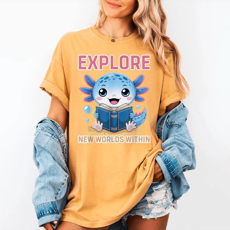 Readsolotl Kawaii Axolotl Book Lover Reading Women's Comfort Colors T-Shirt