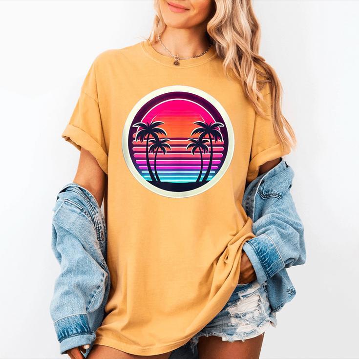 Retro 80s Synthwave Sunset & Palm Trees Retro Nostalgia 80s Women's Comfort Colors T-Shirt
