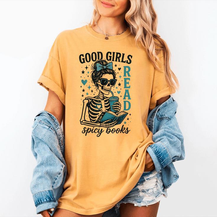 Romance Reader Good Girls Read Spicy Books Halloween Costume Women's Comfort Colors T-Shirt
