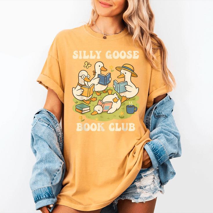 Silly-Goose Book Club Goose And Book Lovers Women's Comfort Colors T-Shirt Silly-Goose Book Club Goose And Book Lovers Women's Comfort Colors T-Shirt