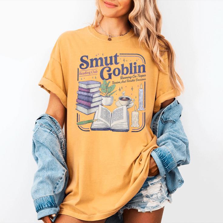 Smut Goblin Reading Club Book Lover Dark Academia Women's Comfort Colors T-Shirt