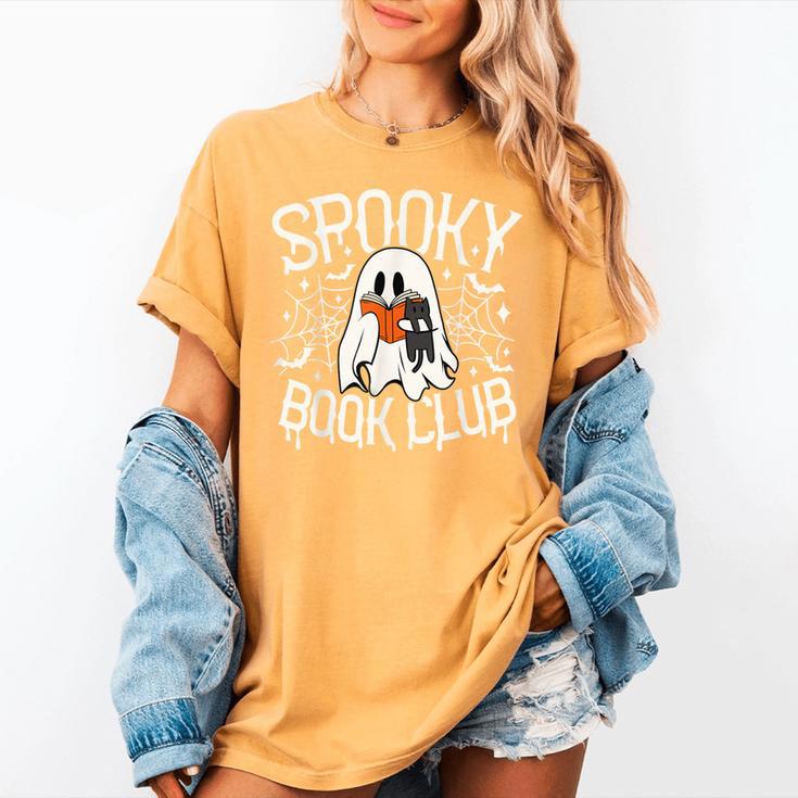 Spooky Book Club Cute Ghost Reading Book Halloween Costume Women's Comfort Colors T-Shirt