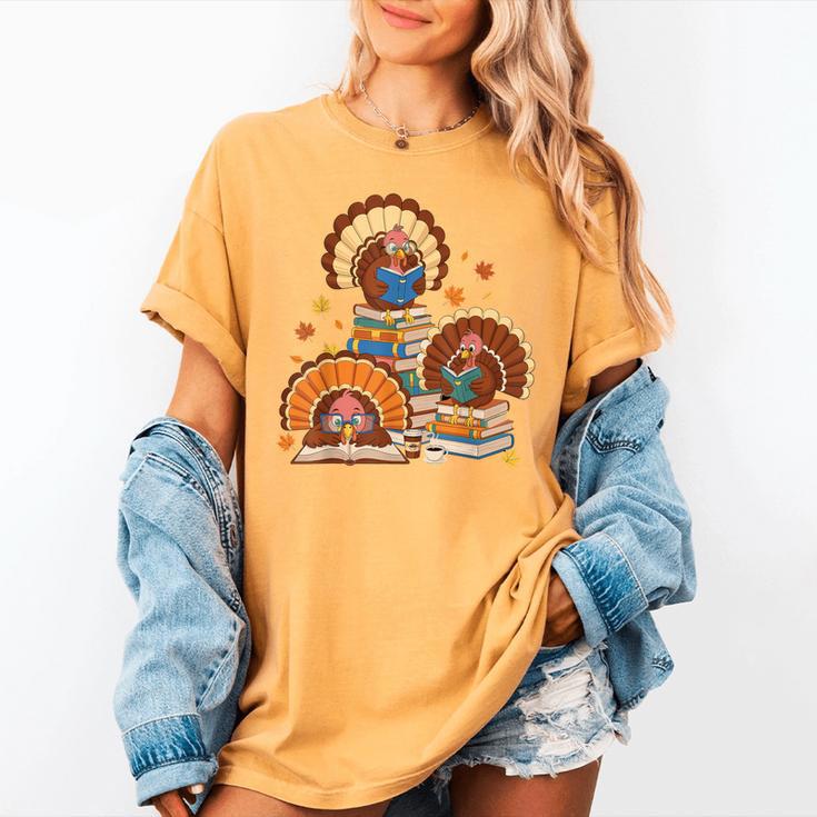 Turkey Read Books Reading Fall Thanksgiving Teacher Women's Comfort Colors T-Shirt