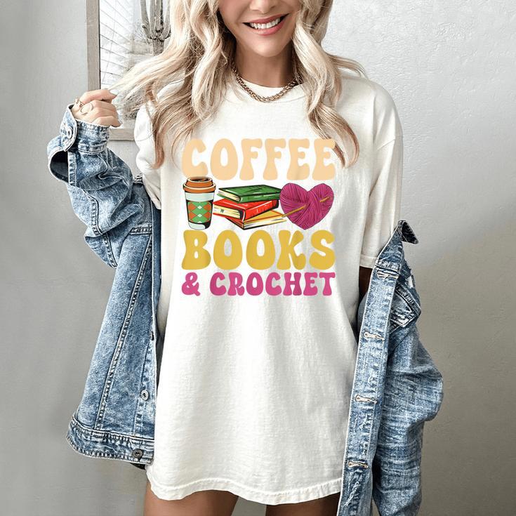 Crochet Coffee Reading Books Crocheter Crocheting Women's Comfort Colors T-Shirt