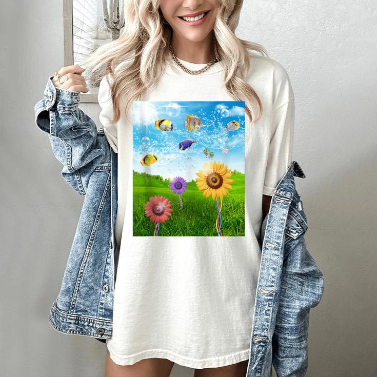 Frutiger Aero Aesthetic Tech Scenery Fishes Sunflower Women's Comfort Colors T-Shirt