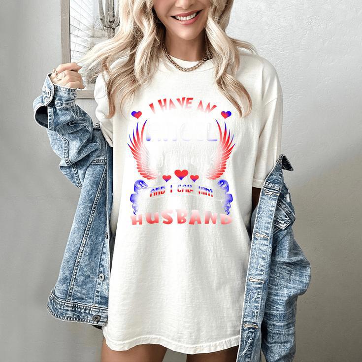God Has My Husband In His Arms I Have Him In My Heart Memory Women's Comfort Colors T-Shirt