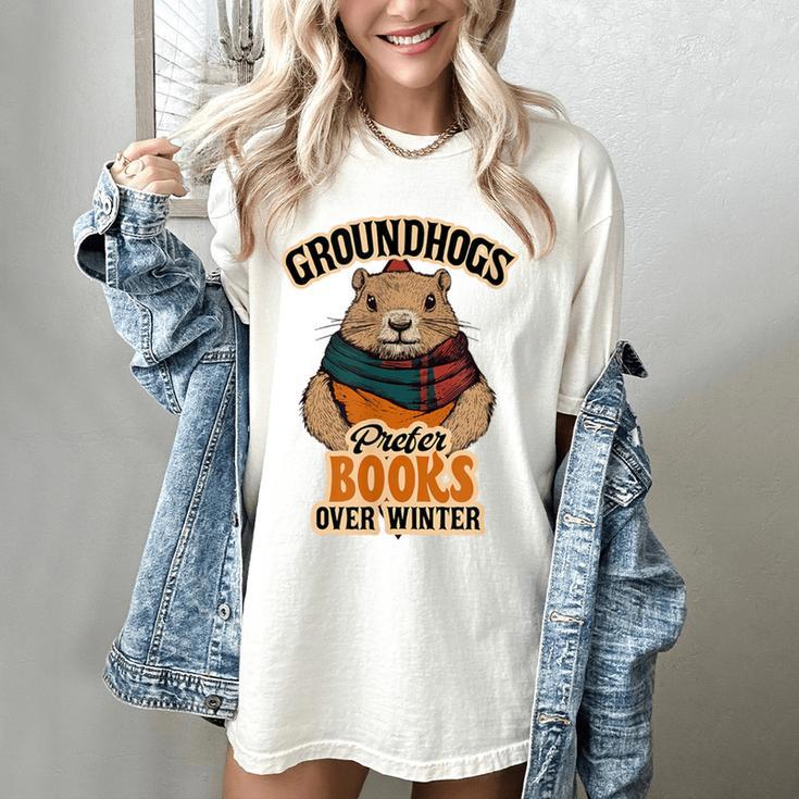 Groundhogs Prefer Books Over Winter February Women's Comfort Colors T-Shirt