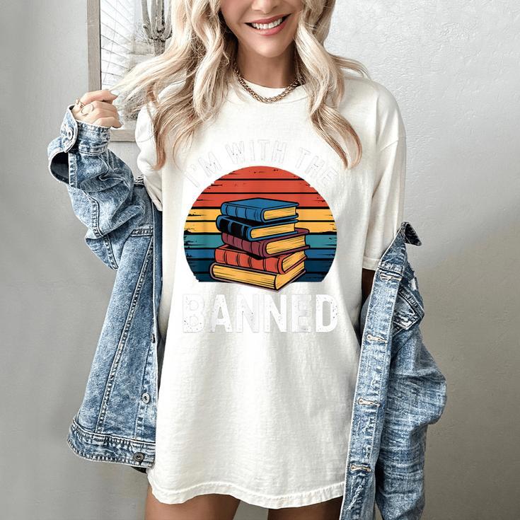 I'm With The Banned Stack Of Books Vintage Sunset Retro Women's Comfort Colors T-Shirt
