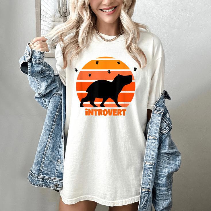 Introvert Retro Sunset Capybara Tee Women's Comfort Colors T-Shirt