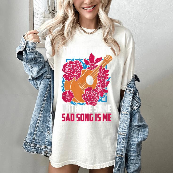 Introvert Singers Singing Sad Song Classical Music Lovers Women's Comfort Colors T-Shirt