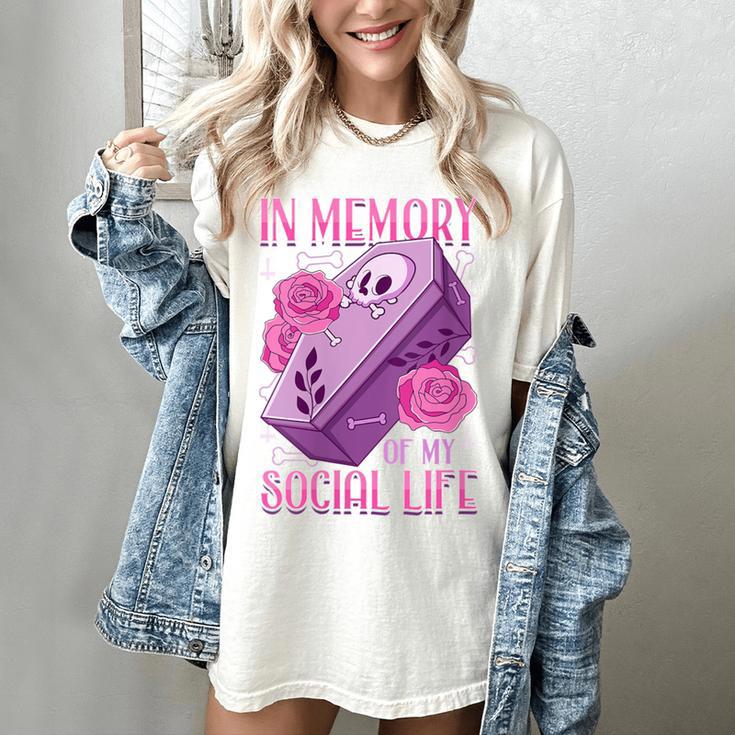 Pastel Goth In Memory Of My Social Life Coffin & Pink Roses Women's Comfort Colors T-Shirt