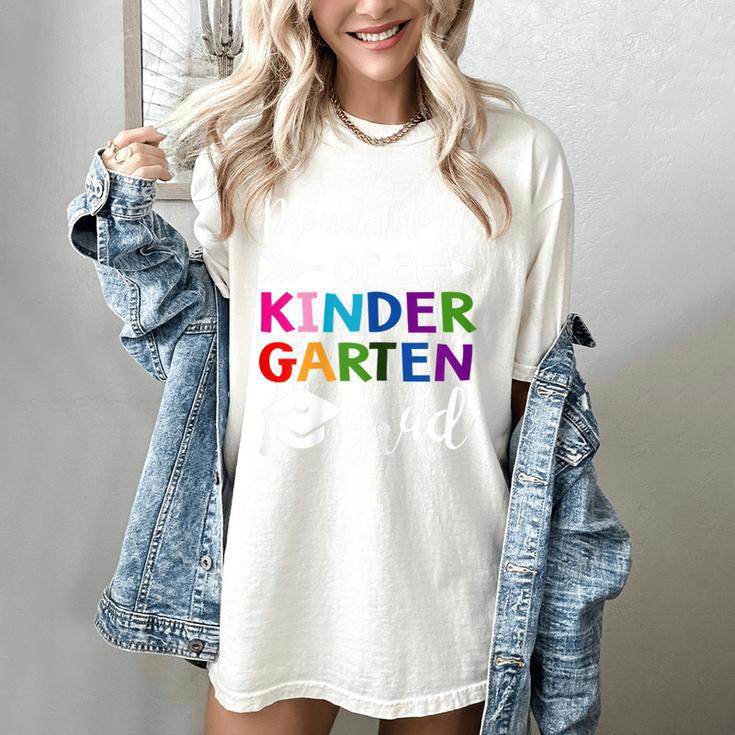 Proud Mom Of A Kindergarten Grad Shirt Graduation Women's Comfort Colors T-Shirt