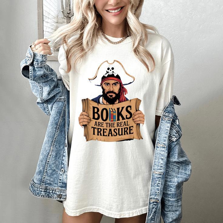 Read Book Reader Library Reading Librarian Pirate Bookworm Women's Comfort Colors T-Shirt