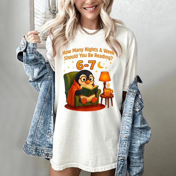Reading 6 7 Six Seven Meme English Teacher Book Lover Women's Comfort Colors T-Shirt