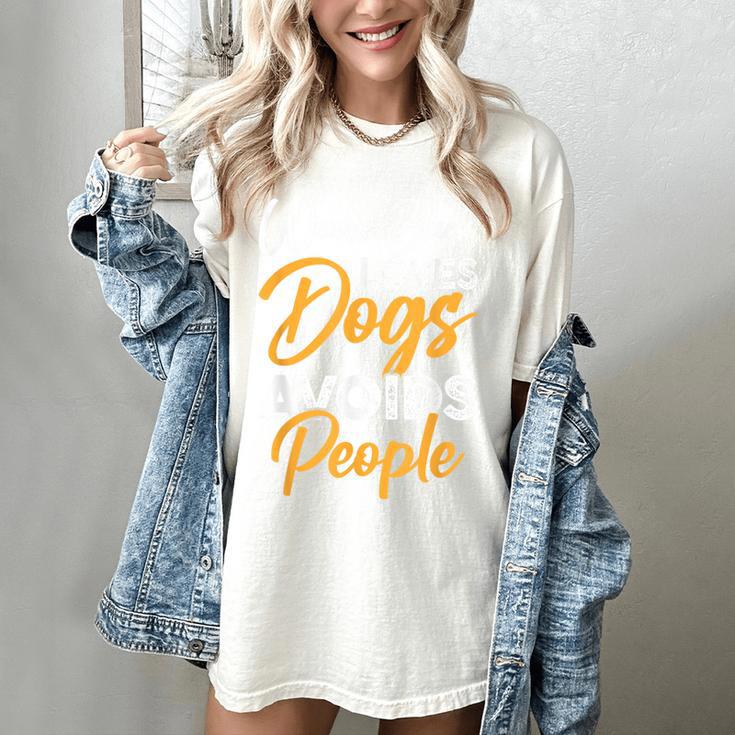 Wears Loves Dogs Avoids People I Introvert Women's Comfort Colors T-Shirt
