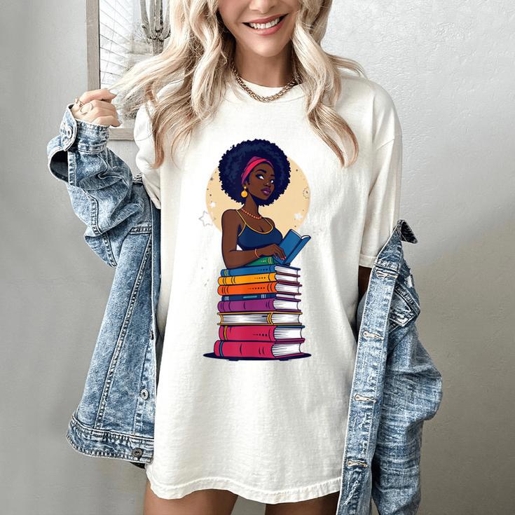 Woman And Books Stack Afro Girl Reading Lover Women's Comfort Colors T-Shirt