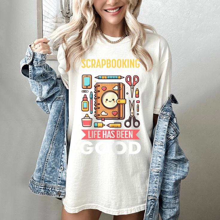 Women's Scrapbooking Enthusiast Top Crafty Memory Keeper Women's Comfort Colors T-Shirt