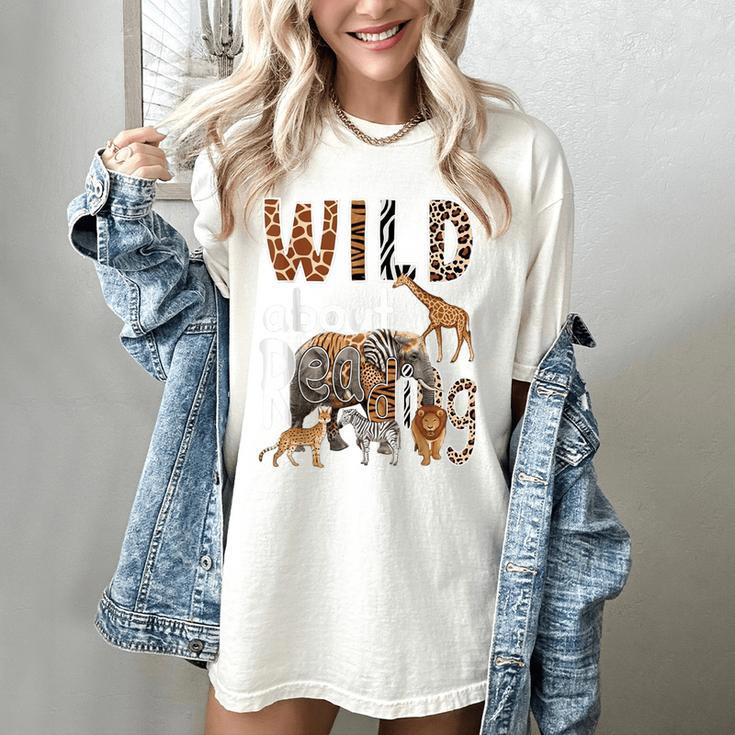 Zoo Animals Wild About Reading Books Reader Lover Librarian Women's Comfort Colors T-Shirt
