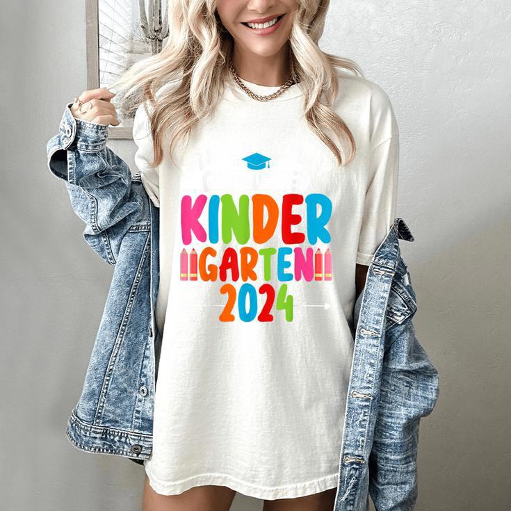 I Officially Graduated Kindergarten Graduation 2024 Women's Comfort Colors T-Shirt