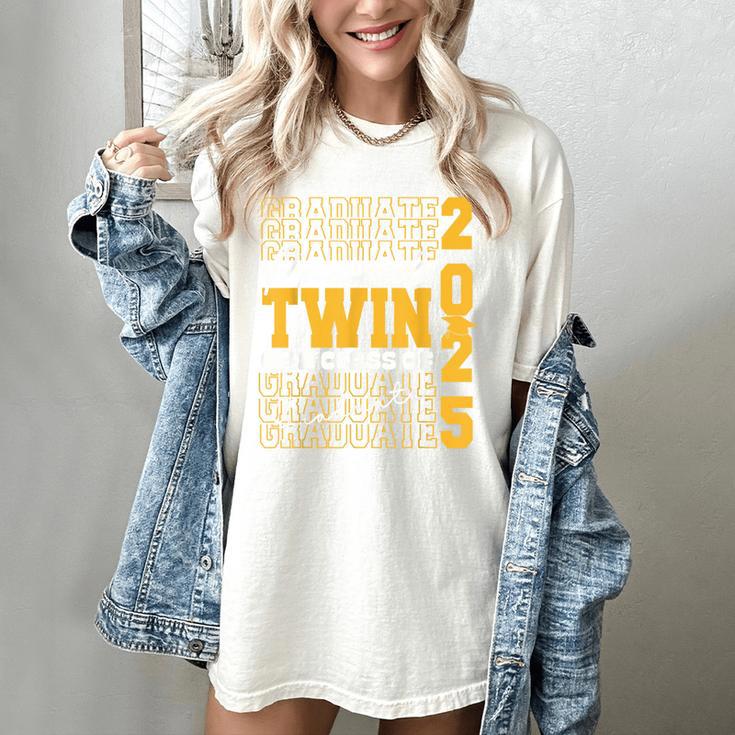 Proud Twin Of a 2025 Graduate Grad Prom Graduation Squad 25 Women's Comfort Colors T-Shirt