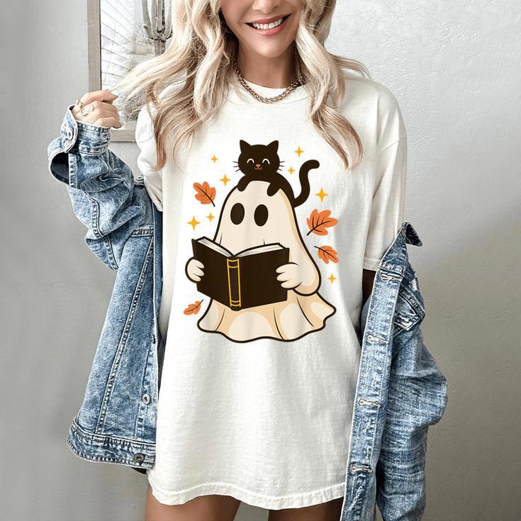 Books Ghost Reading Book Halloween Library Cat Fall Women's Comfort Colors T-Shirt