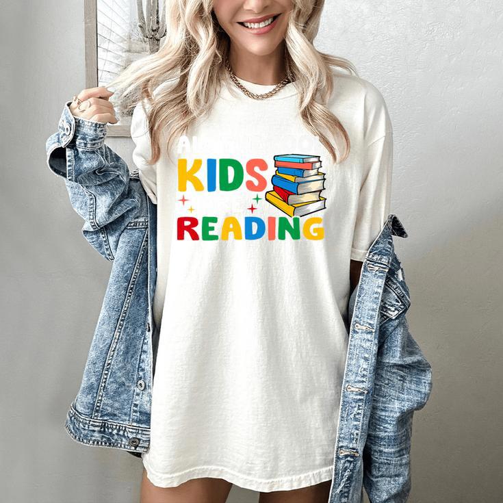All The-Cool Kids Are Reading Teacher Book Lover Librarian Premium Women's Comfort Colors T-Shirt