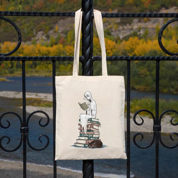 Gothic Librarian Halloween Books Tee For Teachers Canvas Tote Bag
