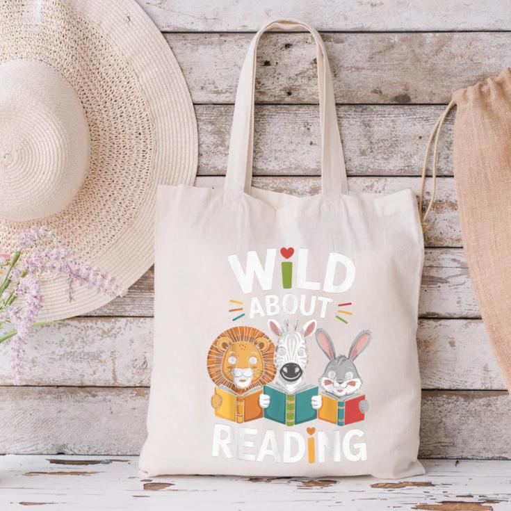Cute Wildlife Zoo Animals For Book Reader Bookworms Canvas Tote Bag