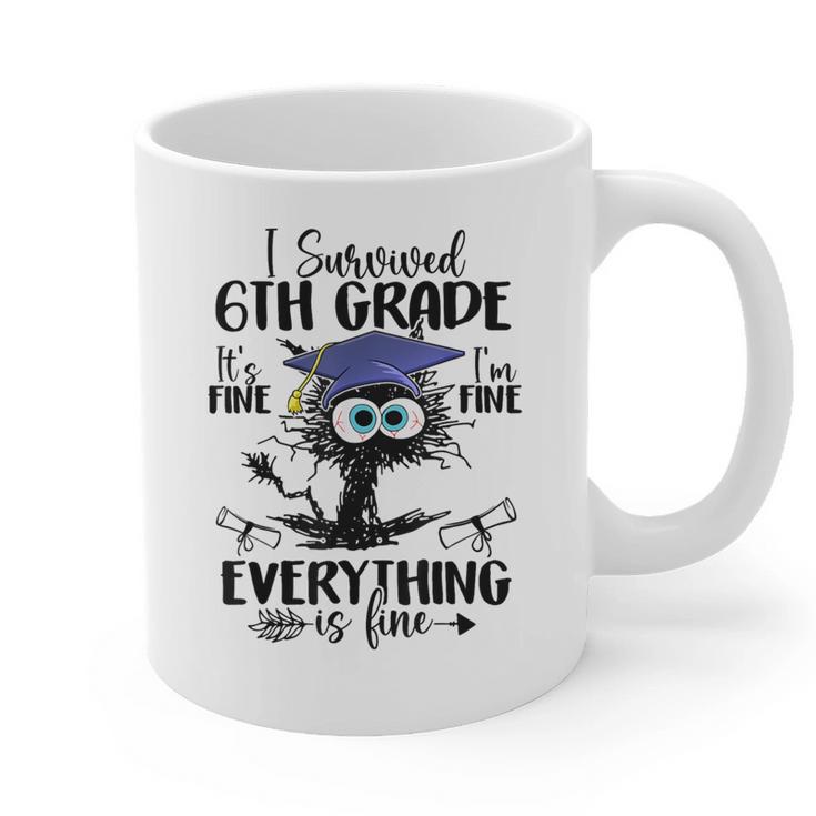I Survived 6th Grade Graduated  Cat Graduation For Men Women Girls Kids Graphic Print Coffee Mug