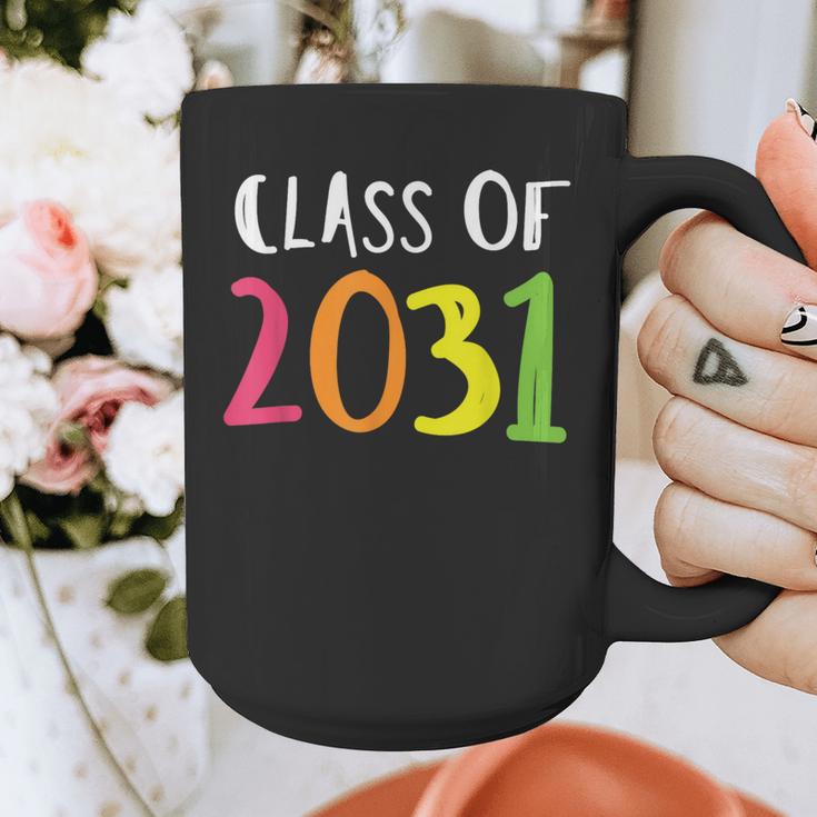 Class Of 2031 Kindergarten Graduation Back To School T-Shirt Graphic Print Coffee Mug