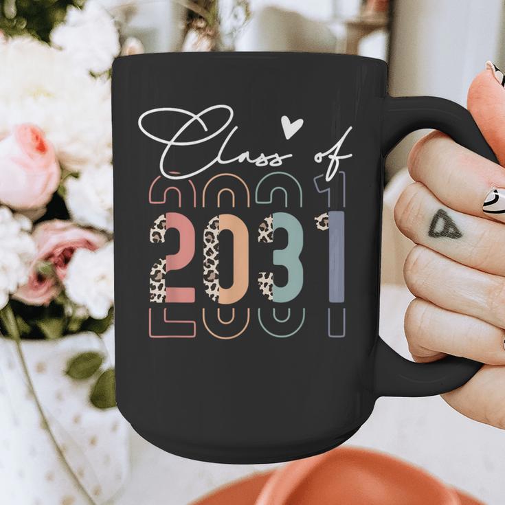 Class Of 2031 School College Retro Graduation Vintage Grad Graphic Print Coffee Mug