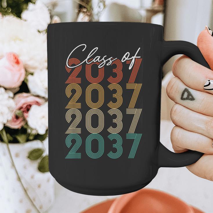 Class Of 2037 Vintage Kindergarten To Graduation Graphic Print Coffee Mug