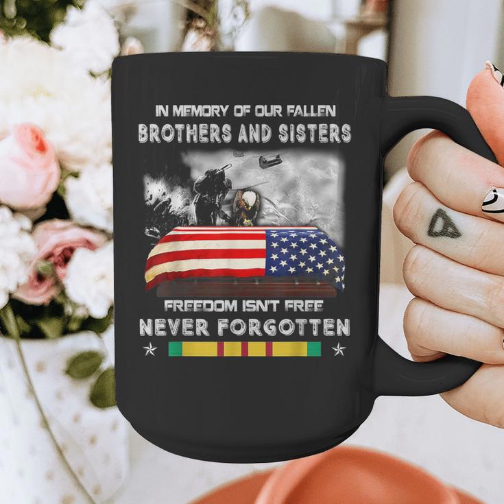 In Memory Of Our Fallen Brothers Sisters Freedom Isn't Free Graphic Print Coffee Mug
