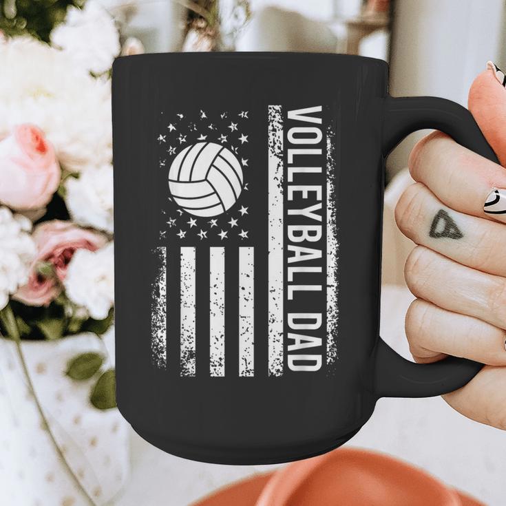 Vintage Volleyball Dad USA Flag Retro Fathers Day Daddy Papa Graphic Print Coffee Mug Vintage Volleyball Dad USA Flag Retro Fathers Day Daddy Papa Graphic Print Coffee Mug